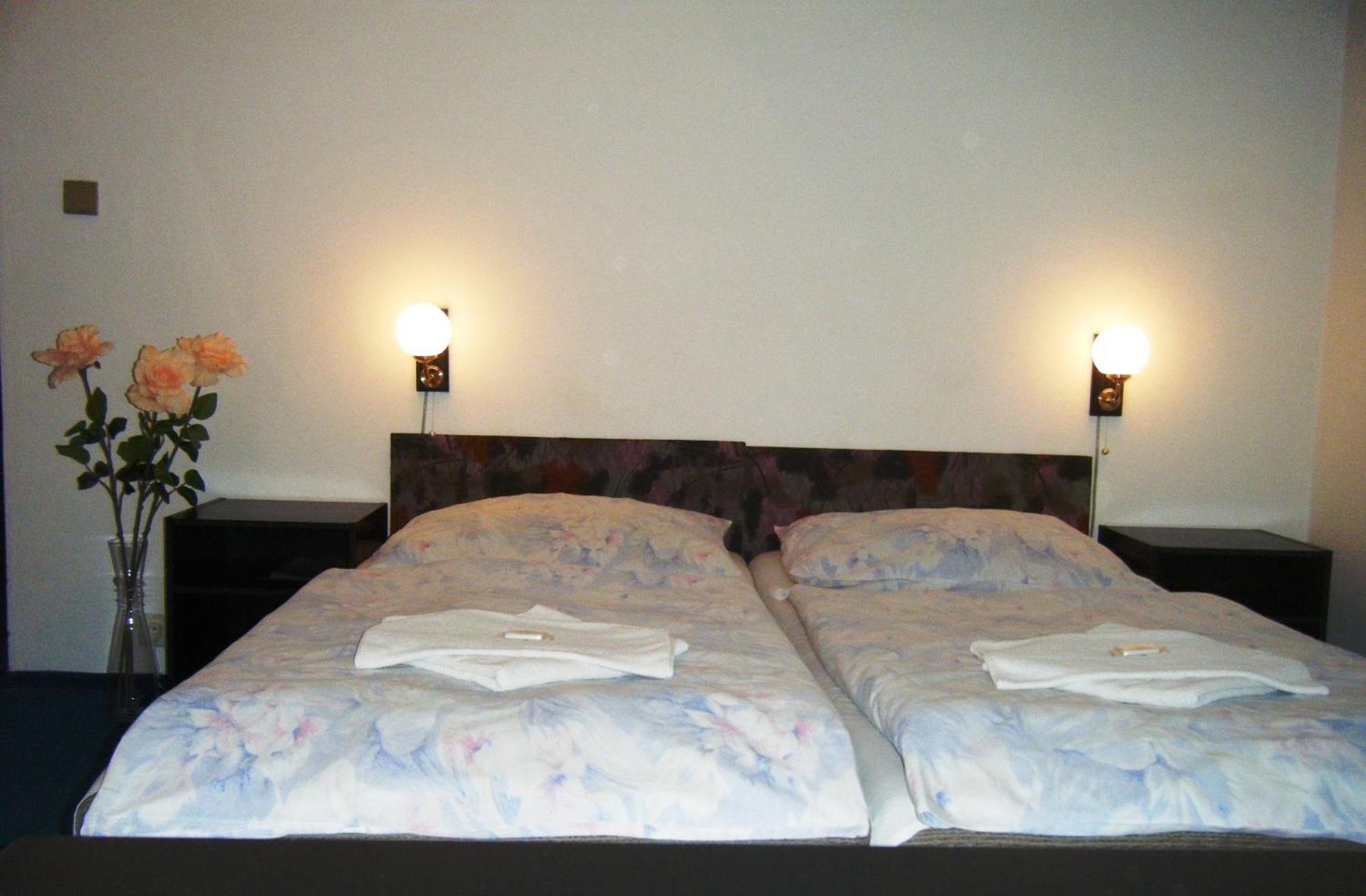 Hotel Parkan Prachatice Room photo